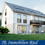 Modernes Reihenmittelhaus (Neubau) in Dorfen: Ländliche Idylle und städtischer Komfort vereint